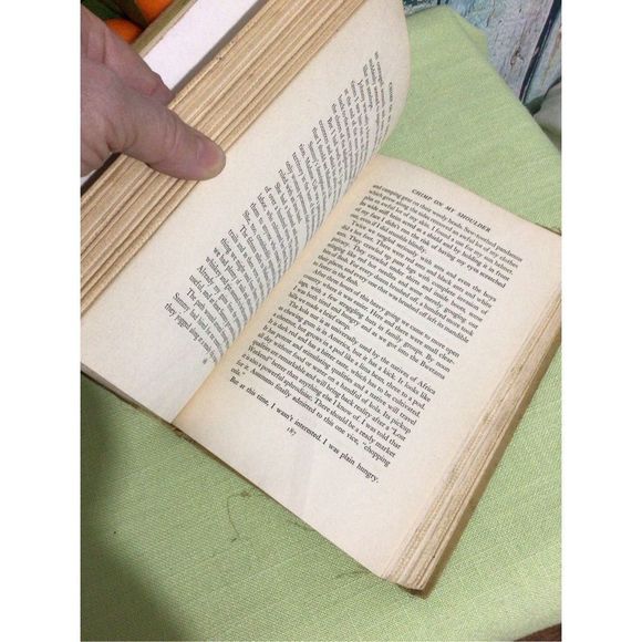 1960 Hardback Chimp On My Shoulder By Bill Wesley First Edition 🍒💕 - Picture 9 of 14